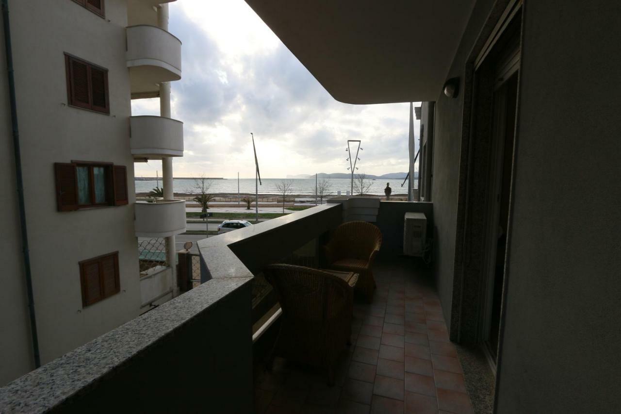 Apartamento Fronte Mare Lägenhet Alghero Exteriör bild
